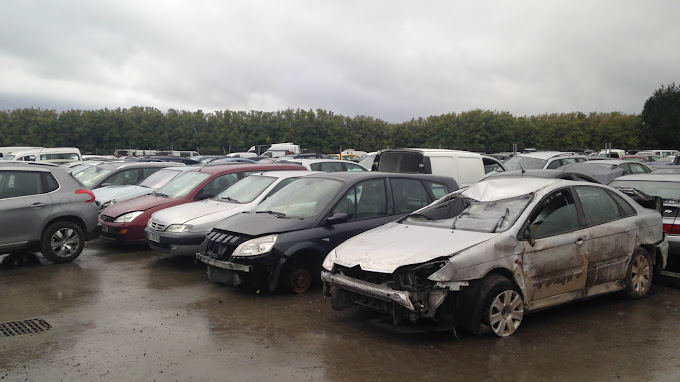 Aperçu des activités de la casse automobile ML PIECES AUTO située à SOUMONT-SAINT-QUENTIN (14420)